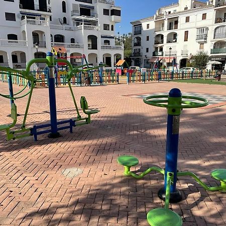 Beach Apartment In La Duquesa Marina Castillo de Sabinillas Exterior photo