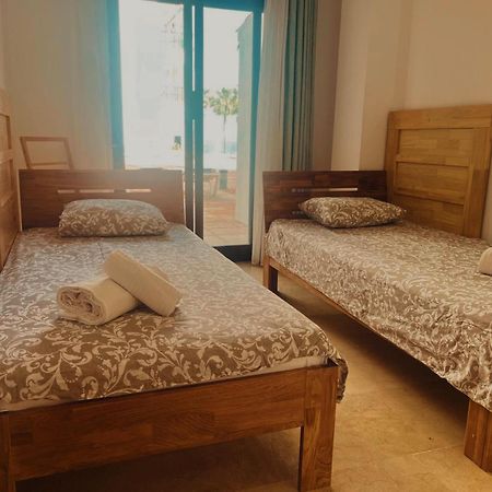 Beach Apartment In La Duquesa Marina Castillo de Sabinillas Exterior photo