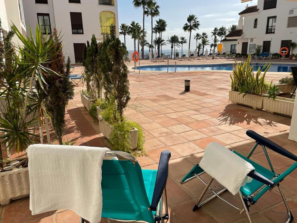 Beach Apartment In La Duquesa Marina Castillo de Sabinillas Exterior photo